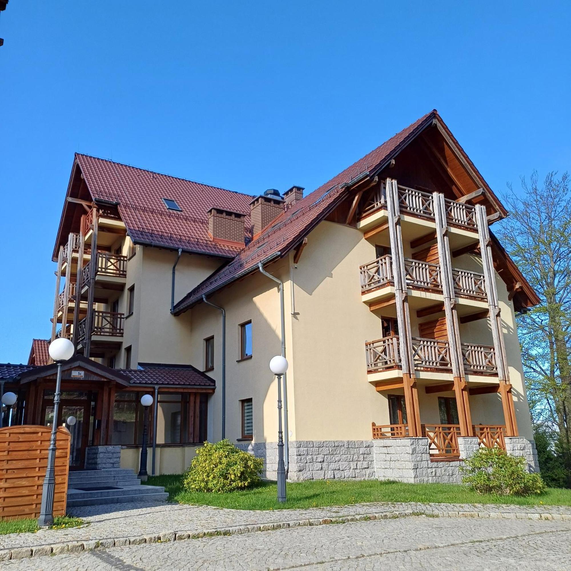 Apartament Przy Szlaku 斯克拉斯卡波伦巴 外观 照片